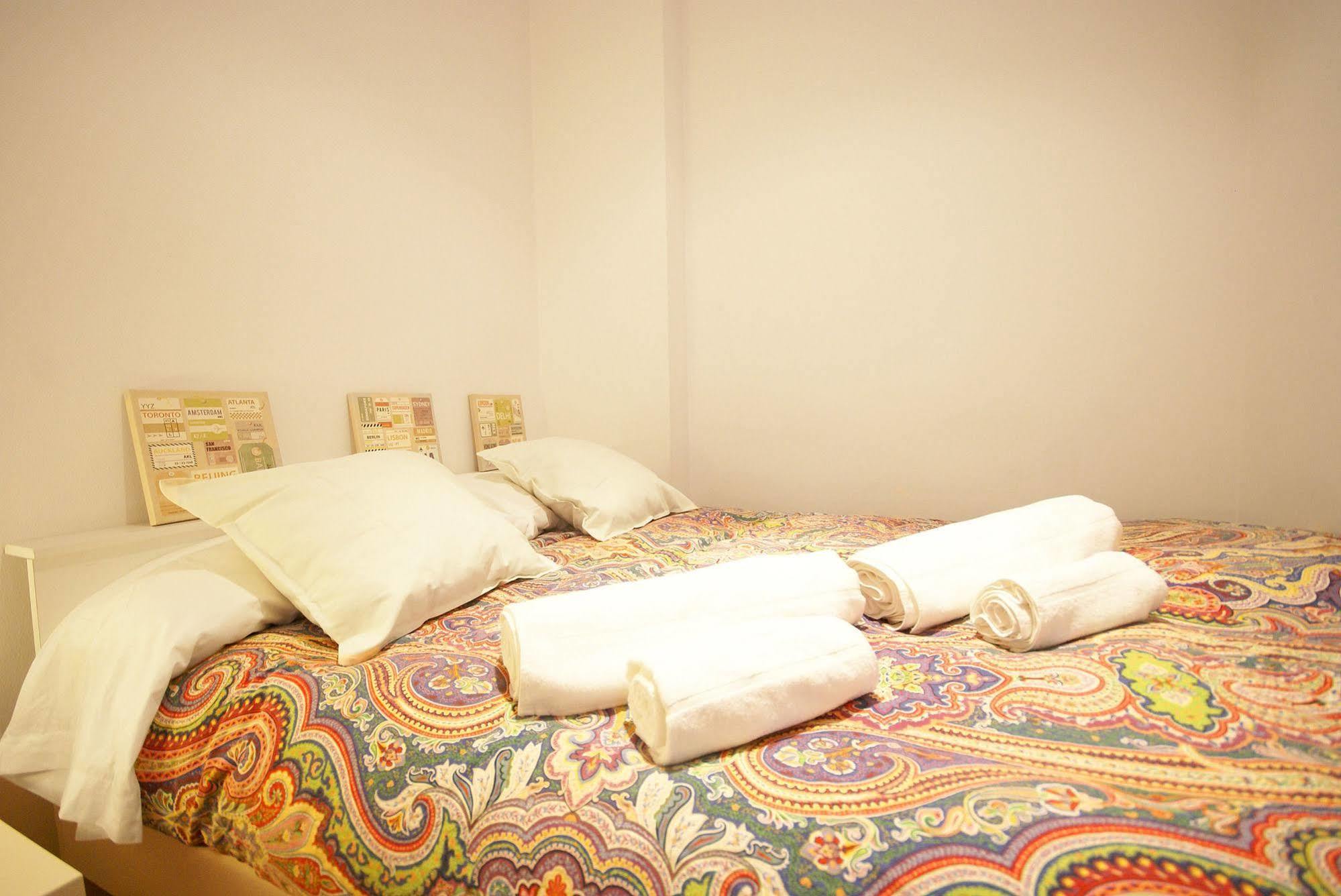 Flateli Aribau Appartement *